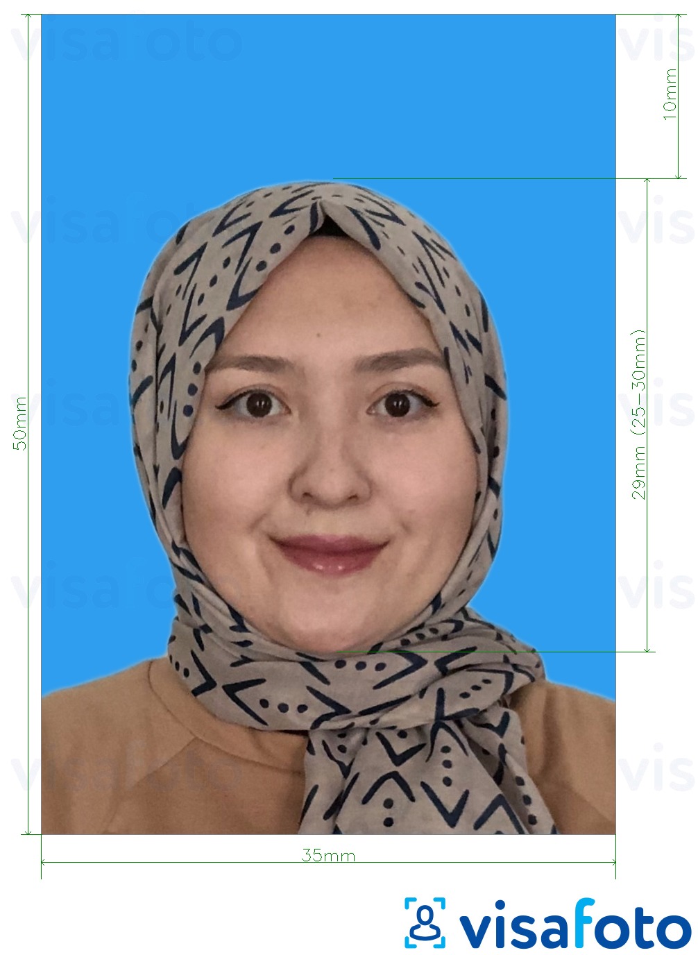 Fotobeispiel für Malaysia Passport 35x50 mm blauer Hintergrund mit genauer größenangabe